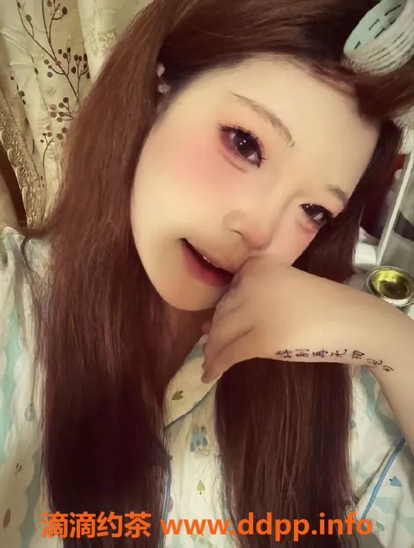 成都楼凤-武侯区析析，身材高挑，服务超棒，课时费5/8