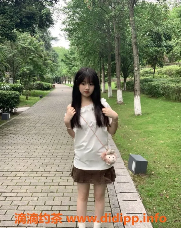 赣州楼凤-章贡兔子 | 162cm身高 90斤 36C 清纯学妹上新