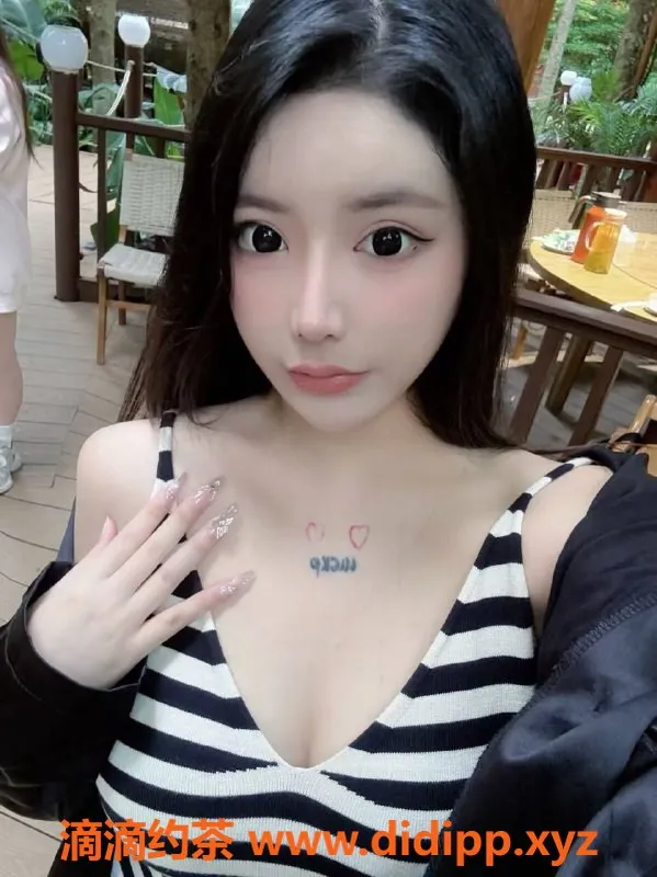 成都楼凤-成华区嫩妹牛奶啵啵，7P代聊服务！