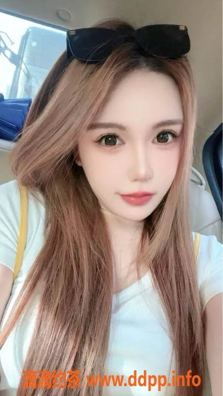 赣州楼凤-小雪——章贡学生妹，165cm，48kg，36B，激情服务等你体验！