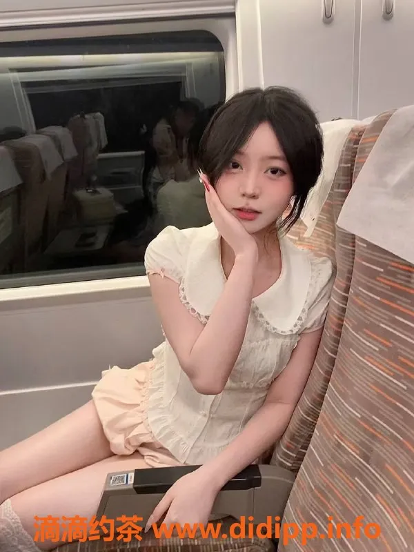 北京楼凤-朝阳嫩妹猫猫，冷白皮三元桥服务