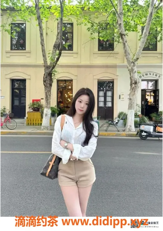 赣州楼凤-金牌服务丽丽，158cm，52kg，热情配合