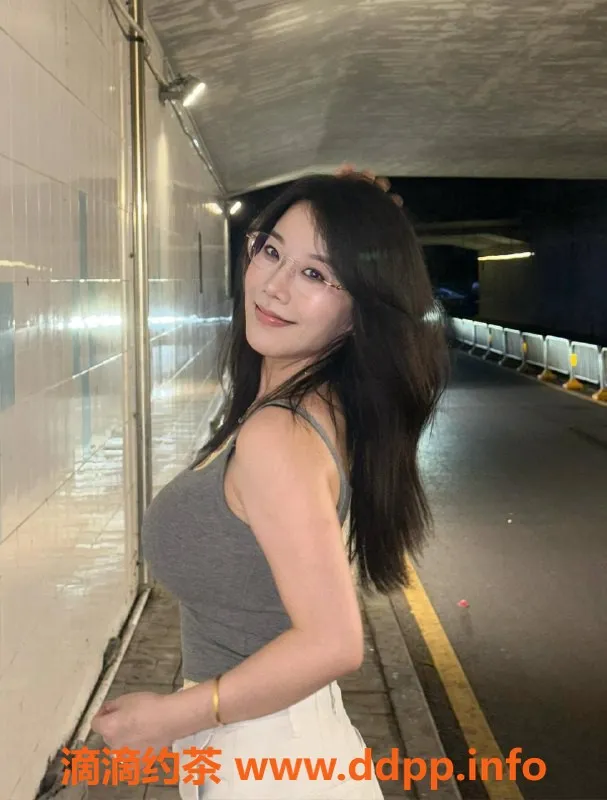 北京楼凤-丰台韩小鹿，丰满少妇泻火服务，尽享愉悦体验