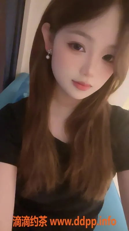 深圳楼凤-宝安方兔兔，900元私密服务，超值体验