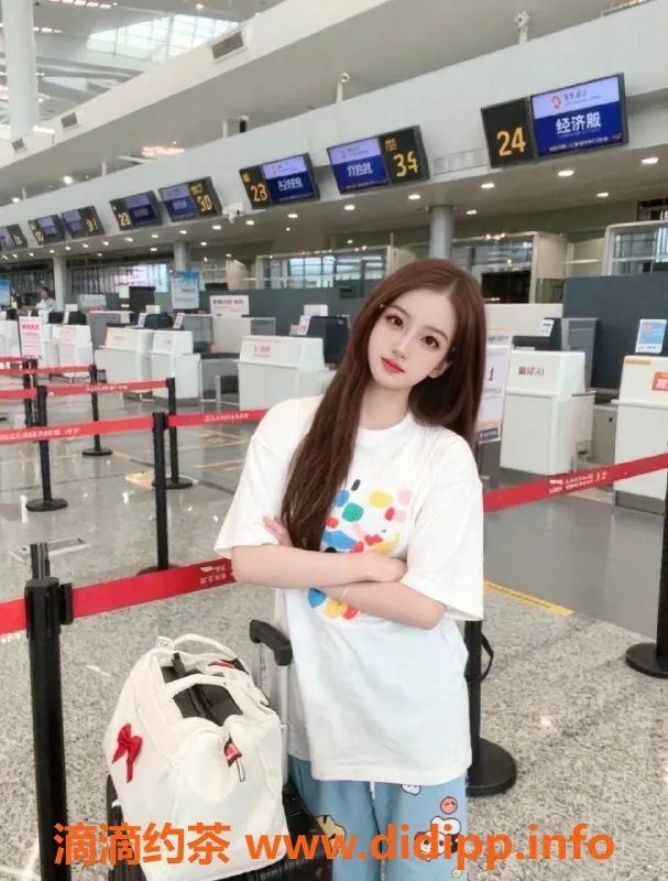 赣州楼凤资源信息,章贡雨欣，163cm白皙美女，热情好客！