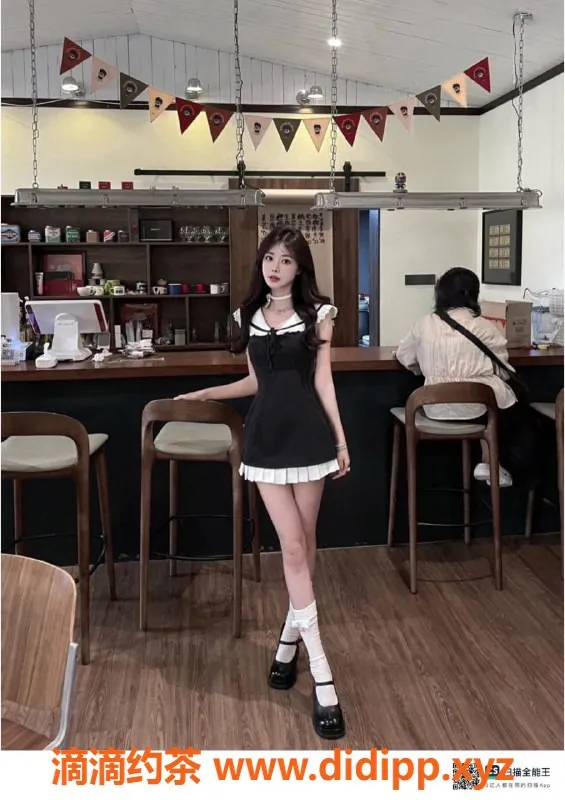 赣州女仆店-美腿女仆泡泡，167cm，45kg，热情陪浴