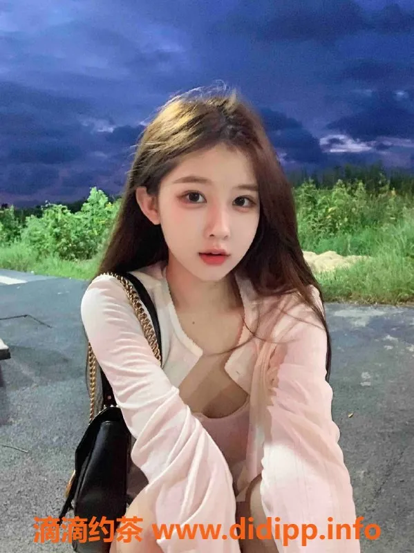 乌鲁木齐外围资源信息,乌市168D童颜肉欲小姐姐 学生兼职服务