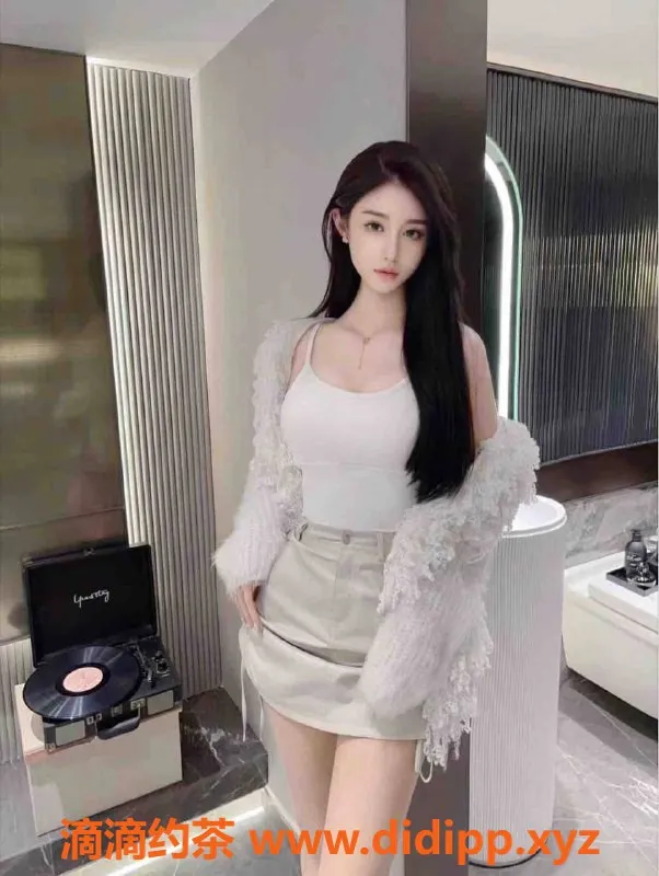 乌鲁木齐外围-乌市170cm碧玉仙女，98斤D杯，3000起