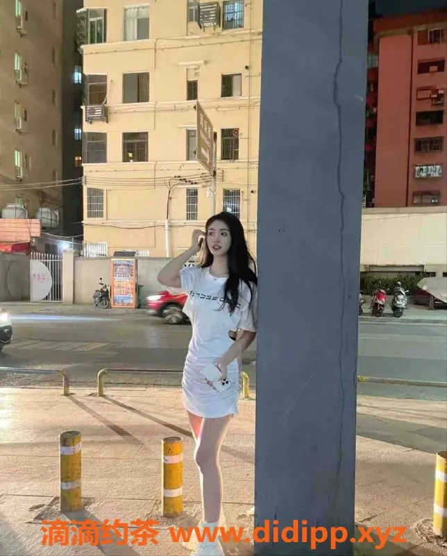 乌鲁木齐外围-乌市Cupid乌木鲁齐，170高特选美女 3000起