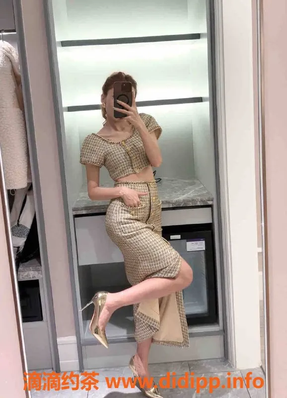 乌鲁木齐外围资源信息,乌市25岁大圈妹子，165高45重，3000起