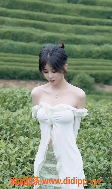 上海楼凤-徐汇萧后，161身高48体重，800p让你体验非凡服务