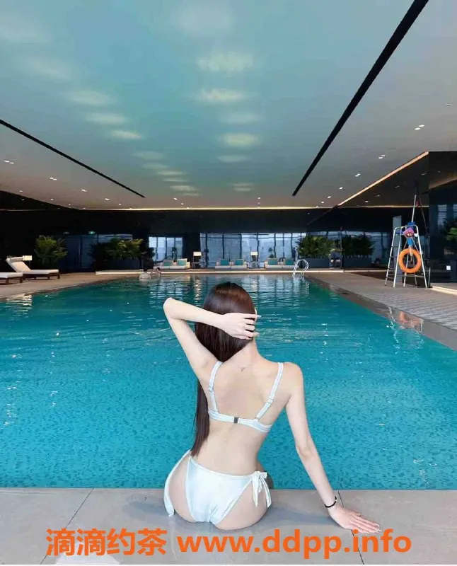 乌鲁木齐外围-乌市甜美女孩，170高D杯，3000元起