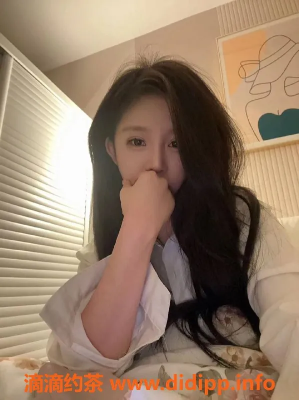 北京楼凤-朝阳泡泡 20岁 163cm 90斤 性价比高