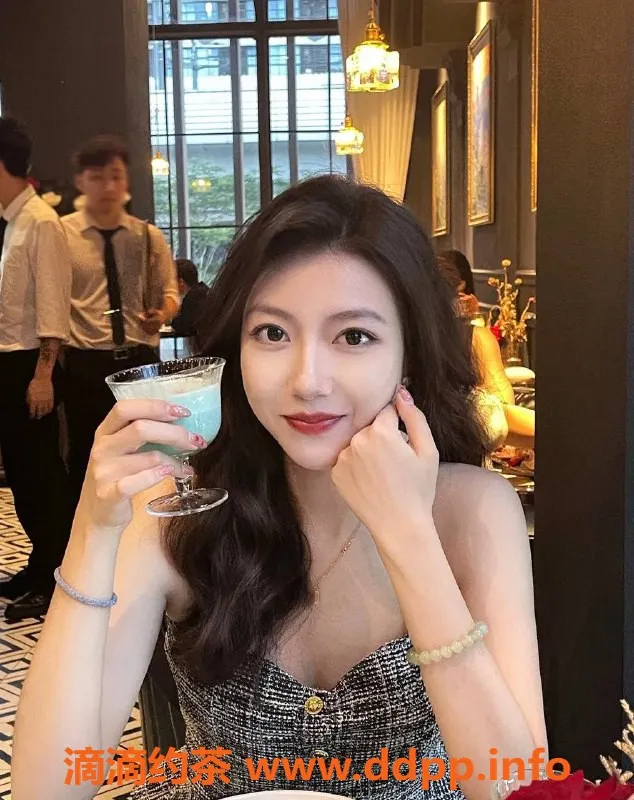 嘉兴楼凤-嘉兴莉莉，168cm白皙皮肤，服务优质