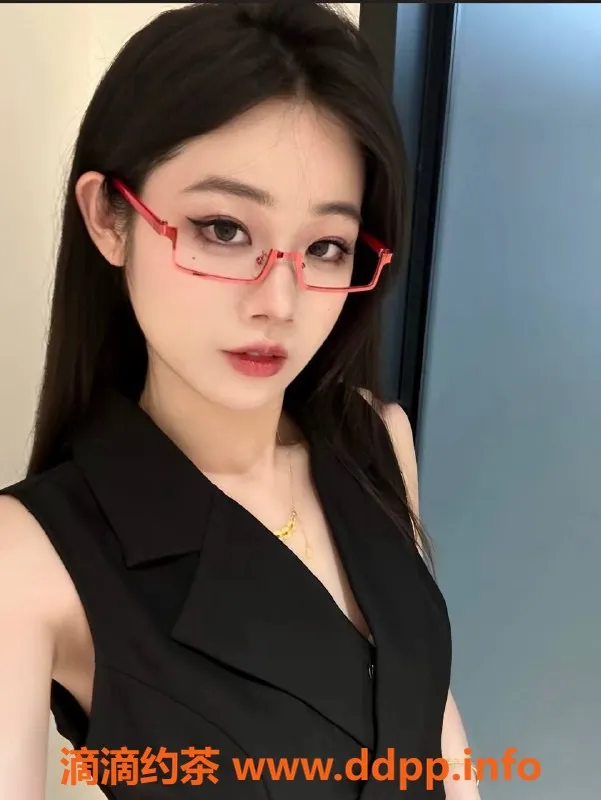 嘉兴楼凤-嘉兴依可，168cm，92斤，温柔可爱体验