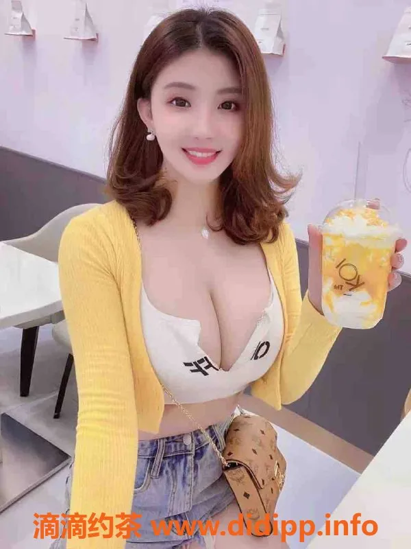 乌鲁木齐外围-乌市大蜜天花板，身高168，3000元体验超高配合度