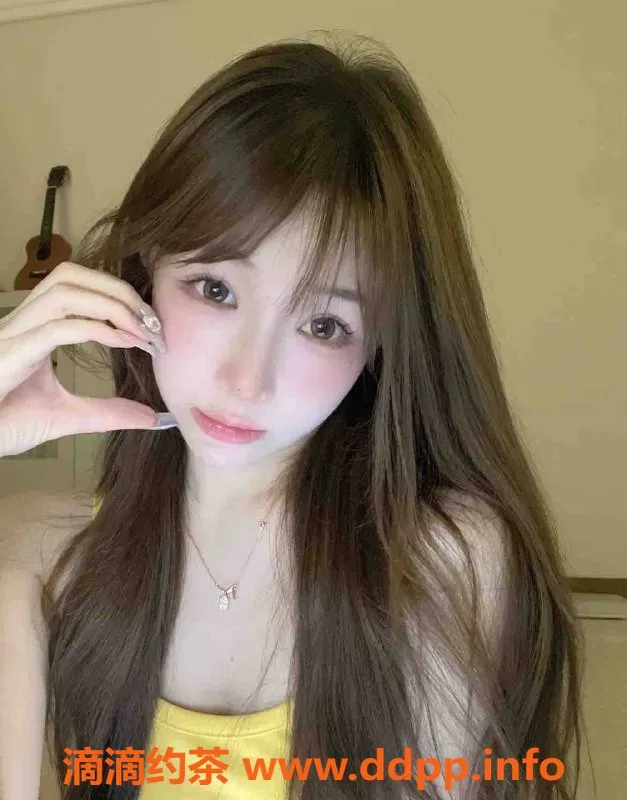 乌鲁木齐外围-乌市04年新人173/3000元，甜美可爱