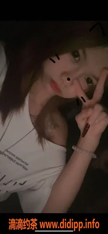 广州楼凤-花都诗诗，800元爽翻体验