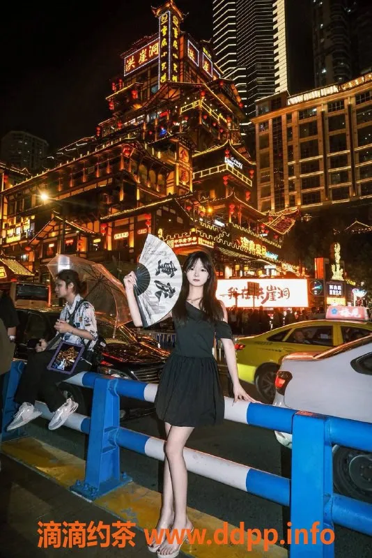 重庆楼凤-渝北猫猫19岁166cm诱惑，92斤三件套服务