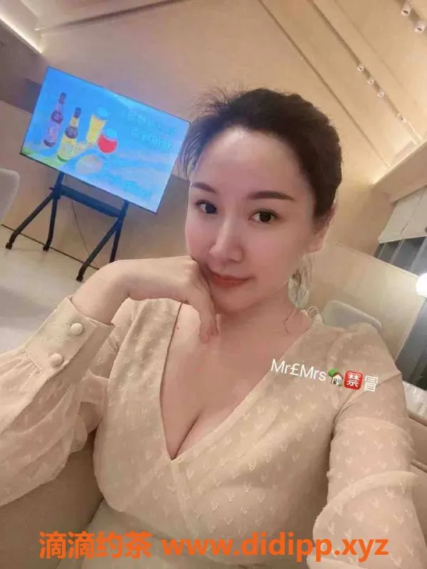 乌鲁木齐外围-乌市极品172/D罩杯魔鬼身材，魅力无敌