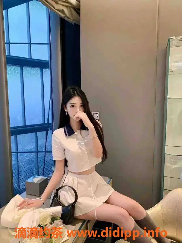 乌鲁木齐外围-乌市颜控首选，170cm/D罩杯温柔美女