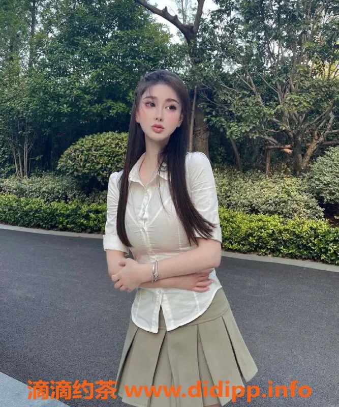 乌鲁木齐外围-乌鲁木齐 170雪白美眉D罩杯 3000元起