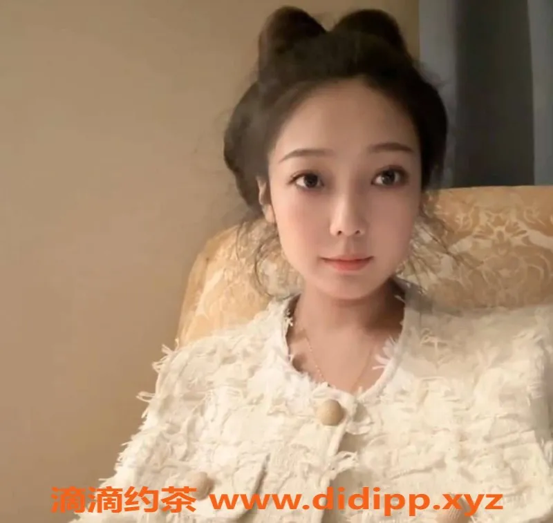 乌鲁木齐外围-乌市170D极品小纯，学生兼职服务，3000起