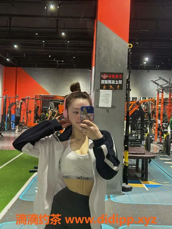 珠海楼凤-拱北允兮，清纯可人，年龄轻，服务好