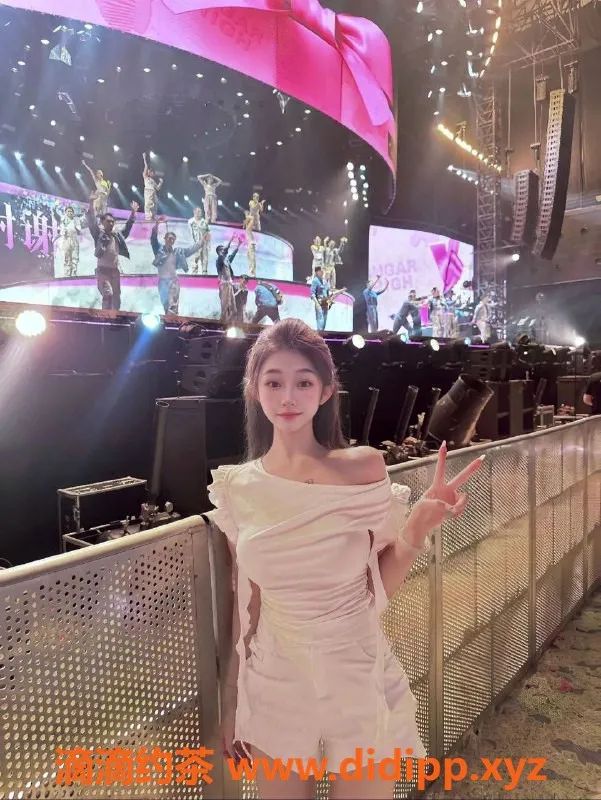 广州楼凤-天河嫩妹紫霞，800元视频验证服务