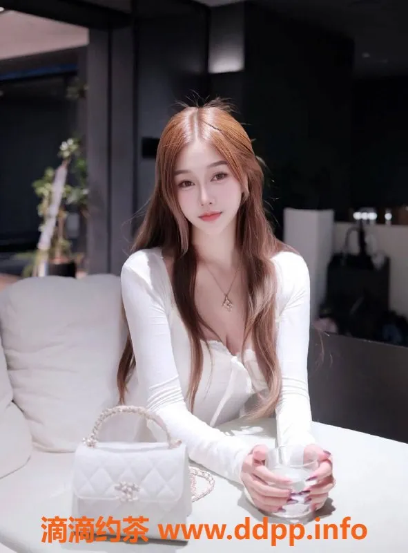 广州楼凤-天河嫩妹紫霞，800元视频验证服务