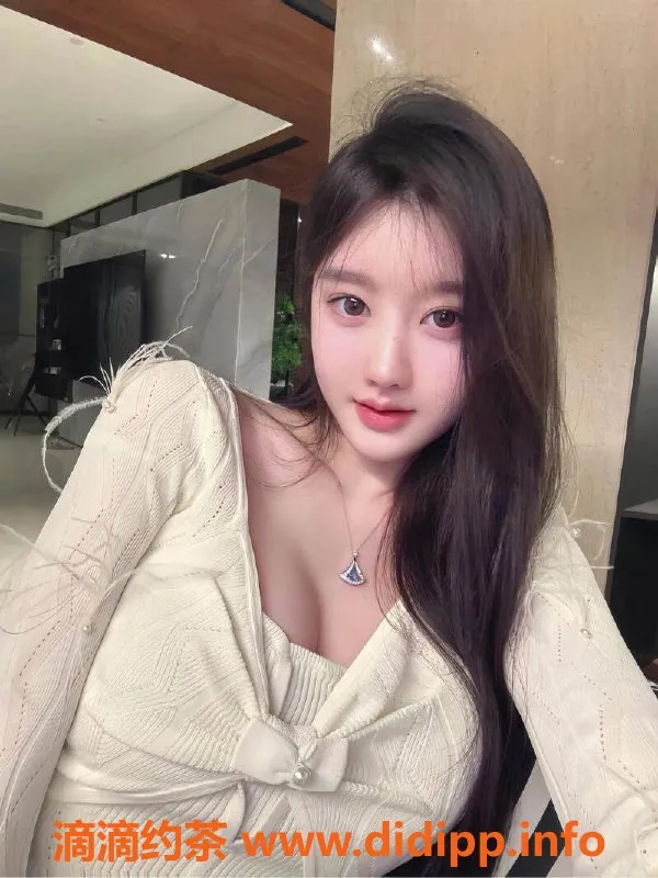 乌鲁木齐外围-乌市超白纯欲少女，3000元起，服务极佳