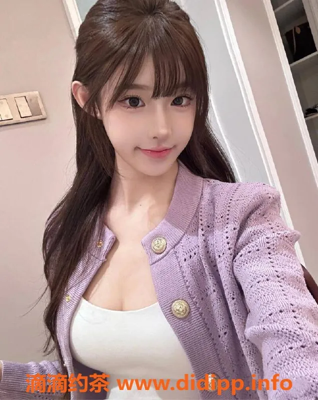 乌鲁木齐外围-乌市20岁可爱JK学生，167cm，96斤，服务柔和