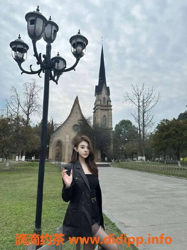 乌鲁木齐外围-乌市172D极品御姐，雪白肌肤69💋 售价3000起