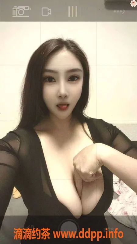 西安楼凤-未央区萱萱，服务超棒，巨乳诱惑只需4/7