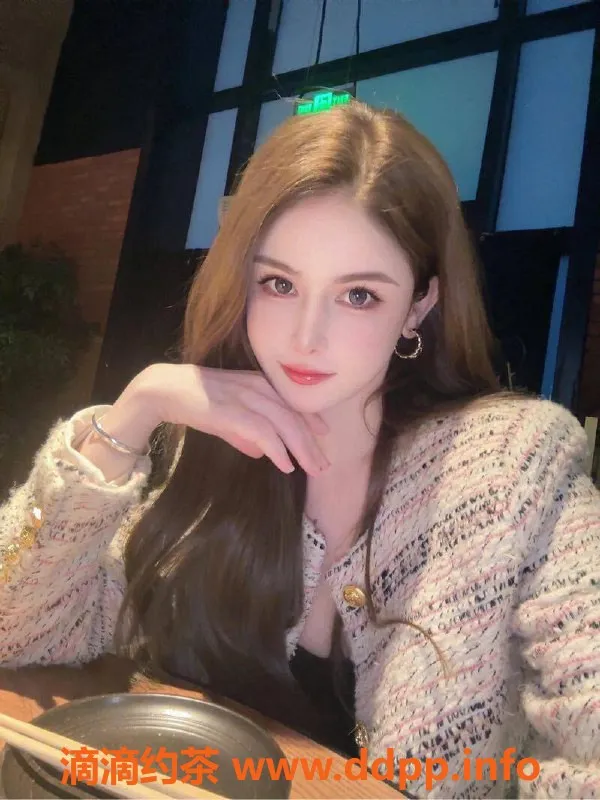 乌鲁木齐外围-维族美女170cm D罩杯 仅22岁激情服务