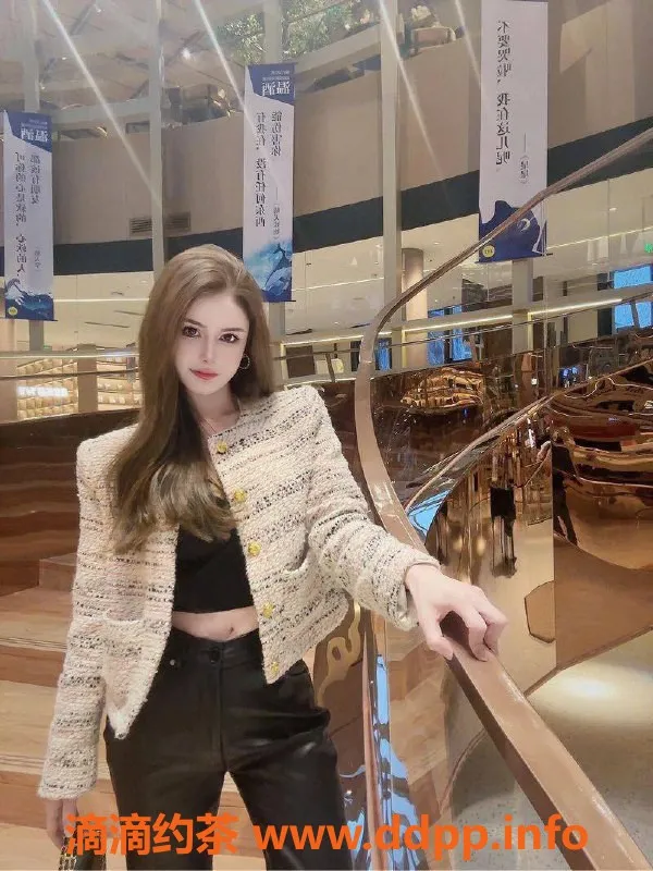 乌鲁木齐外围-维族美女170cm D罩杯 仅22岁激情服务