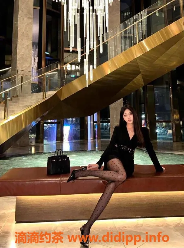 乌鲁木齐外围资源信息,乌市174cm妩媚妹子，D罩杯3000起