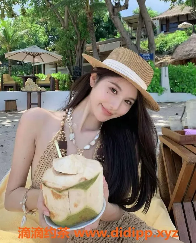 乌鲁木齐外围-乌市圈外女友，168高挑C罩杯，3000起