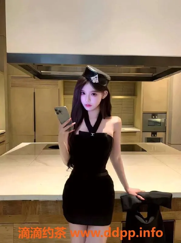 乌鲁木齐外围-乌市新晋圈外妹子，172cm, 48kg，温柔体贴