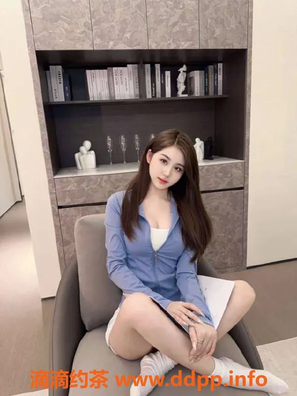 乌鲁木齐外围-乌市高白纯05年艺名真实 170cm C罩杯