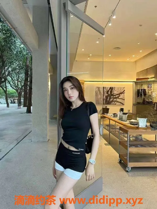 乌鲁木齐外围-乌市新人御姐模特 175cm 3000元起