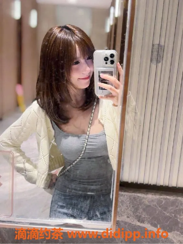 乌鲁木齐外围-乌市高挑气质新人 173身高 纯御服务