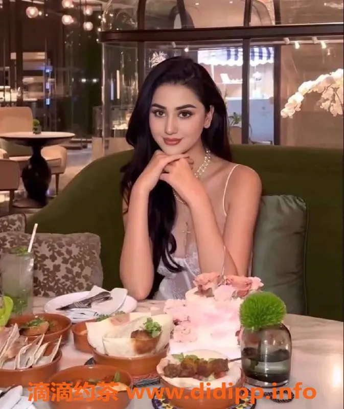 乌鲁木齐外围-乌市混血贵族热巴，172cm D罩杯高贵气质