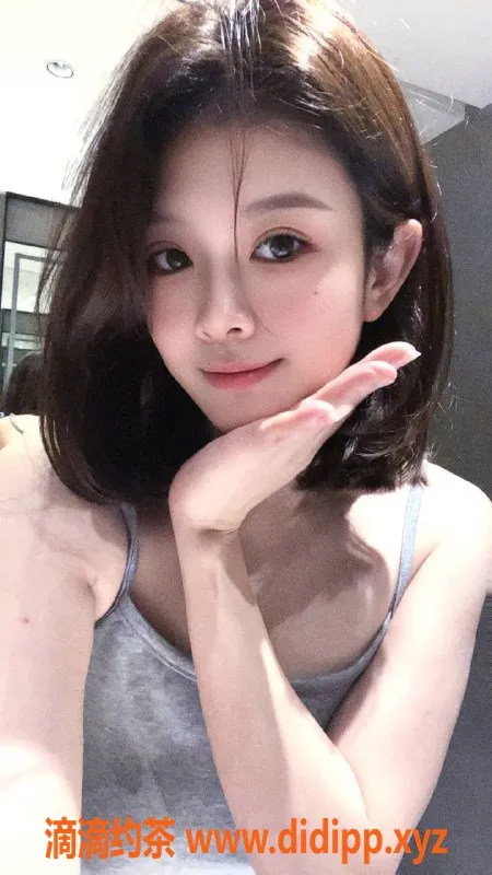 郑州楼凤-金水区23岁子涵 167cm/52kg 36C专业莞式服务