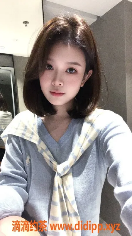 郑州楼凤-金水区23岁子涵 167cm/52kg 36C专业莞式服务