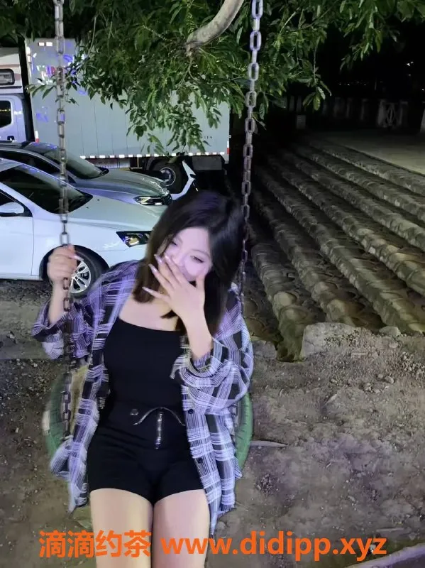 成都楼凤-武侯区嫩妹幸运，身材8.8，服务9.5