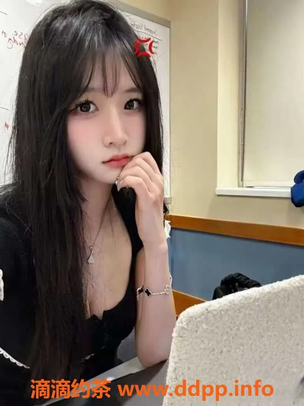 广州楼凤-天河25岁清纯小妹沫沫，165cm 48kg