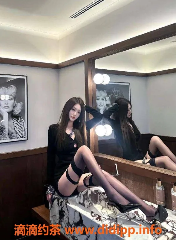 乌鲁木齐楼凤-174新模特清纯御姐，D围身材热情服务