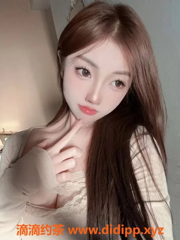 广州楼凤-天河小娘子，服务项目多，课费800