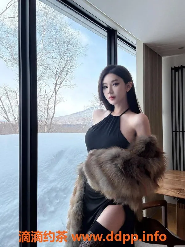 乌鲁木齐楼凤-高级自然脸美女，自媒体博主173高100斤大E罩杯